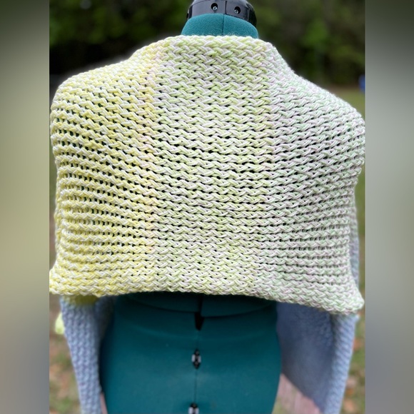 Handmade Hand Crafted Knit Easter/Spring Pocket Shawl - Picture 2 of 4